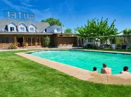 Hotel Euro Charles Club