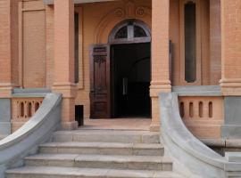 Hakanto House, מלון באנטננריבו