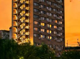 Orange Hotel Beijing Yansha Landmark River, viešbutis Pekine
