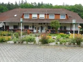 Land-Hotel Am Wald Garni