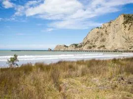 Tolaga Bay TOP 10 Holiday Park