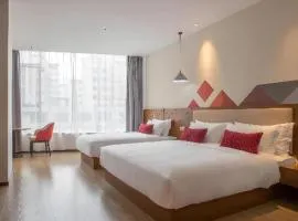 Borrman Hotel Guilin Railway Station Two Rivers and Four Lakes