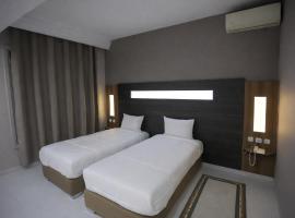 Hotel karim Tunis, hotel u gradu Tunis