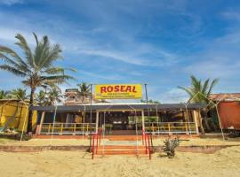 Roseal Beach Front, hotel em Baga
