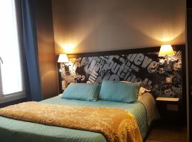 Café Hôtel de l'Avenir, ξενοδοχείο σε Saint-Ouen