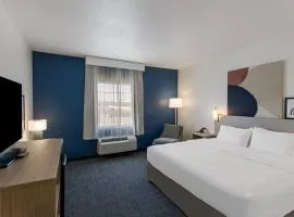 Spark by Hilton Tuscumbia Muscle Shoals