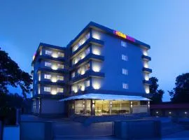 Click Hotel, Junagadh
