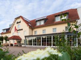 Hotel Montana Lauenau, хотел в Lauenau