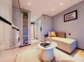 广州素镜管理有限公司