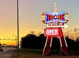 Teepee Drive-In Spartan Camper on Route 66