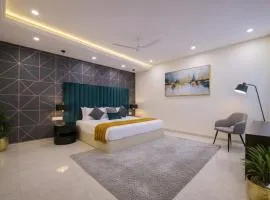 Hotel Decent - Near Delhi Aerocity With Free Airport Drop