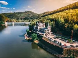 Retro Riverside Wellness Resort