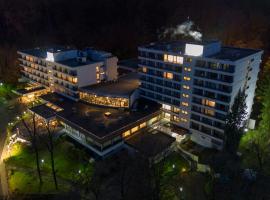 Fletcher Hotel-Restaurant Arnsberg-Sauerland, מלון בארנסברג