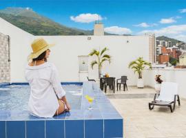 TAMA Hotel Granada Real Cali, hotel v destinaci Cali