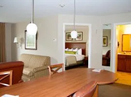 Candlewood Victoria by IHG