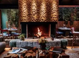 Wood Hotel