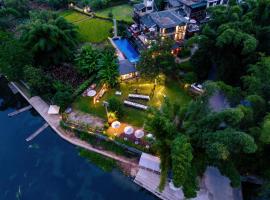 Moondance Boutique Resort, hotel in Yangshuo