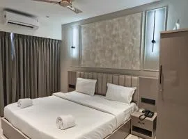 Hotel Gokul Inn & Banquet