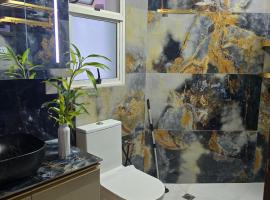 Sengkang MRT Condo Stay, hotel em Singapura