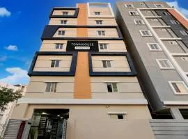 Super Townhouse Financial District Circle Hyderabad