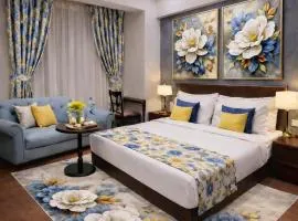 Hotel The La Casa Near Delhi airport