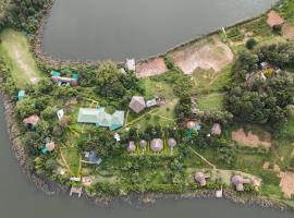 Paradise Eco-Hub, Hotel in Kabale