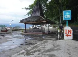 Siantar Hotel Parapat