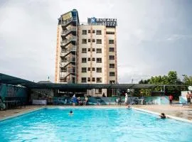 Buraha Zenoni Hotel and Resort