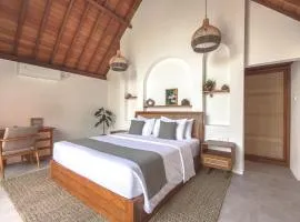 CARI Surf Camp & Studio's