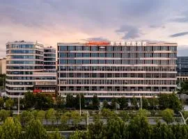 南阳姜营机场希尔顿欢朋酒店