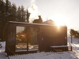 Tiny Glamp - Kontejner pod Pradědem, hotell i Rudná pod Pradědem
