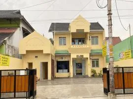 OYO 95136 Jec Plumbon Homestay Syariah