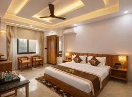 The Signature Stayz Near Delhi Airport