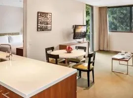 Holiday Inn & Suites Port Moresby