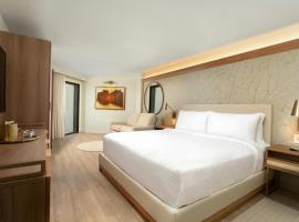 Courtyard by Marriott Isla Verde Beach Resort, hotel din San Juan