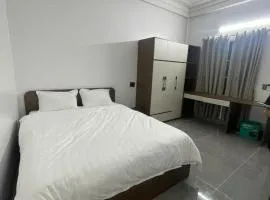 Khách sạn Hưng Bình