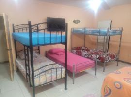 Enchanted Hostel Ocho Rios, Hotel in Ocho Rios