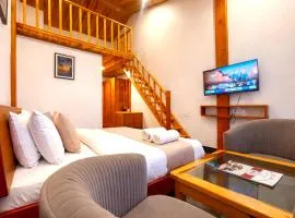 The Grand Dwaper A- Luxury Rooms & Parking Walking Distance From Mall Road