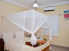 HOTEL TOOLBI LAC ROSe