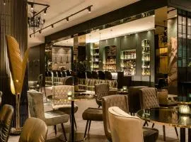 巴黎金門一號汽車旅館