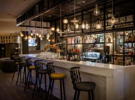 Motel One Madrid-Plaza de España, hótel í Madríd