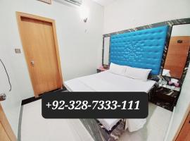 Rose Palace Guest House, Hotel in Karatschi