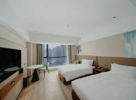 Holiday Inn Qingdao City Center by IHG