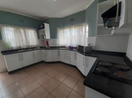 Abodes at 113, hótel í Manzini