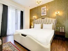 Townhouse Baner Street