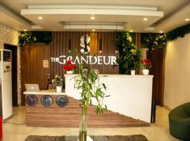 The GRANDEUR HOTEL, hotel em Lagos