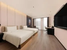 Atour Hotel Xi'an North Station Changqing Road Metro Station