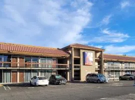 Motel 6 Victorville Green Tree Bvld