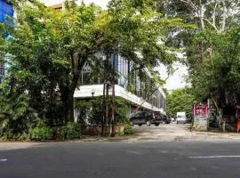 SPOT ON 90147 Gosepa Ambengan Plaza