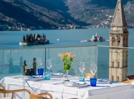 Santa Boka, hotel di Perast